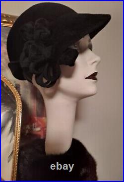 Vintage Schiaparelli Tilt Hat Hollywood Blk Wool Felt Rhinestone Embellished