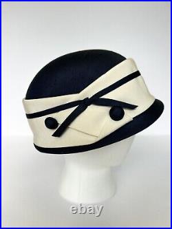 Vintage Women's Cloche HAT Navy Blue White Daytons French Room sailor Ocean