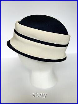 Vintage Women's Cloche HAT Navy Blue White Daytons French Room sailor Ocean