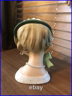 Vintage lady head vase Green Hat With Gold HTP 741 71#1 4.5in x 7in