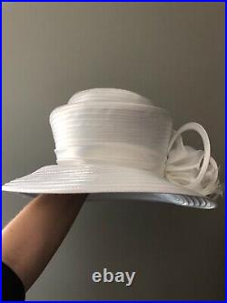 Vintage woman's white large hat with decor and feathers. Brand Sophia, Straw