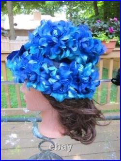 Vtg 1960's Evelyn Varon Exclusive BLUE Flower Petal Hat withVelvet Bow