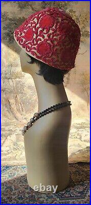 Vtg. Iconic New Look 50s-60s Embroidered Straw Bucket hat