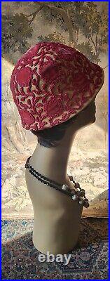 Vtg. Iconic New Look 50s-60s Embroidered Straw Bucket hat