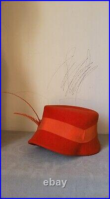 Vtg. Iconic New Look Early 1950s Lipstick Red Felt Hat! Exellent Condition