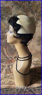 Vtg. Iconic New Look Early 1950s Scull Straw Egg Shell Hat! EXELLENT