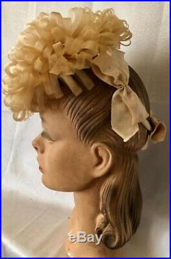 WHIMSICAL VINTAGE 1940's LOOPY HORSEHAIR TOY TILT HAT With BOWS