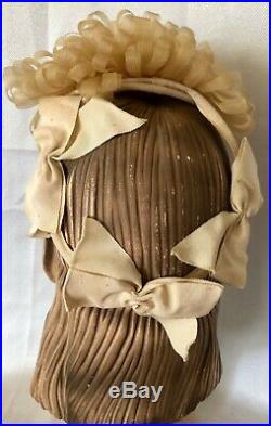 WHIMSICAL VINTAGE 1940's LOOPY HORSEHAIR TOY TILT HAT With BOWS
