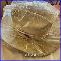 Women's Vintage Stetson Hat 7 1/8 XXXX 57 Cream Beige with feathers